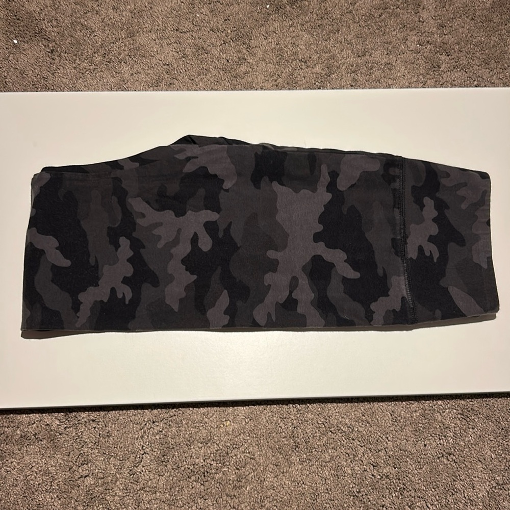 Wild fable camo leggings
